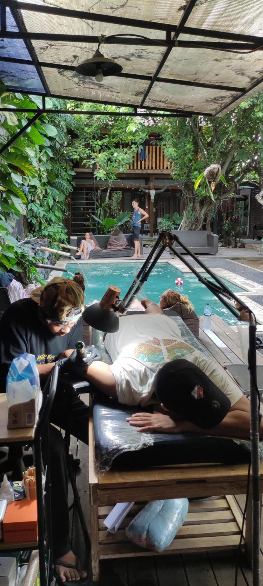 Da Housetel Kuta Hostel Kuta  Exterior photo